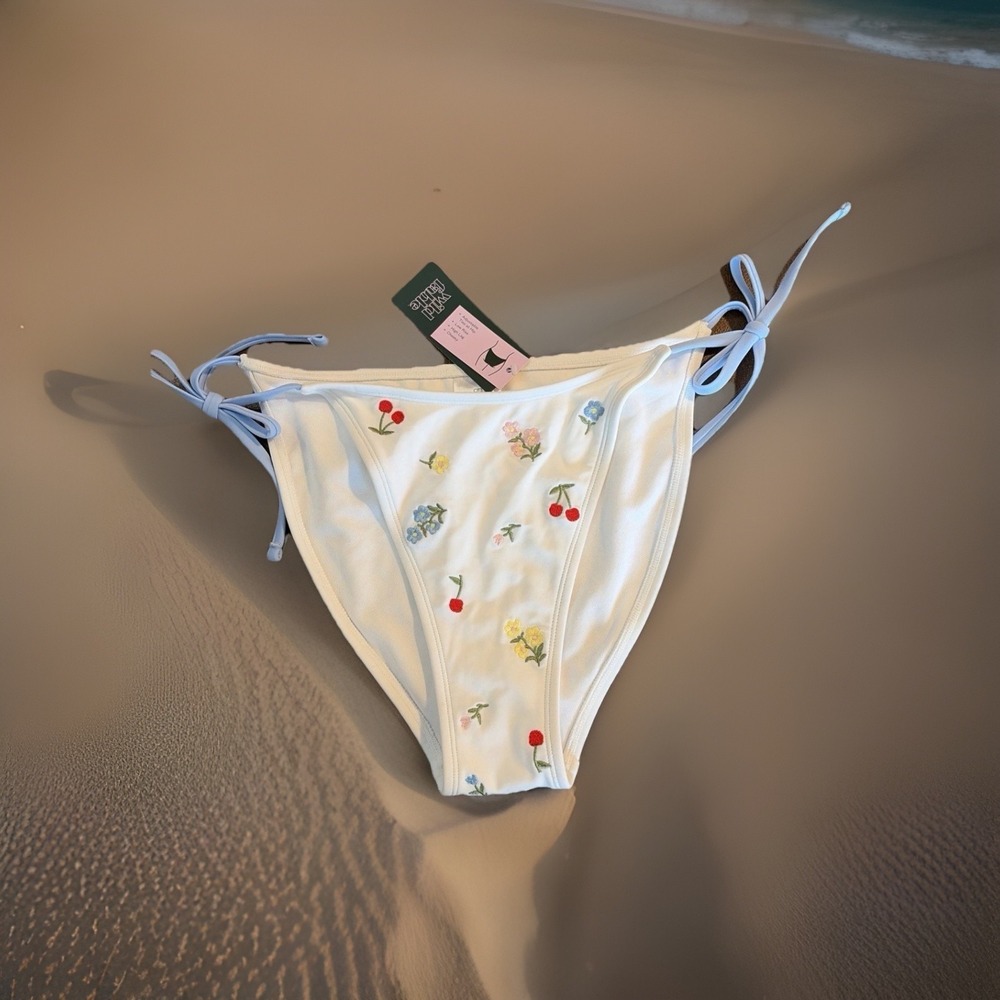 Wild Fable Cherry & Flower Print Bikini Bottom Size Women's M
